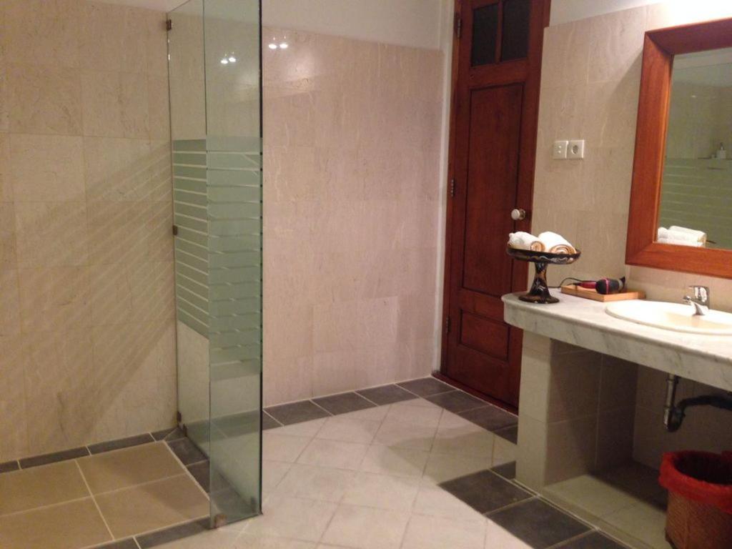Villa Kunang Семиняк Екстериор снимка